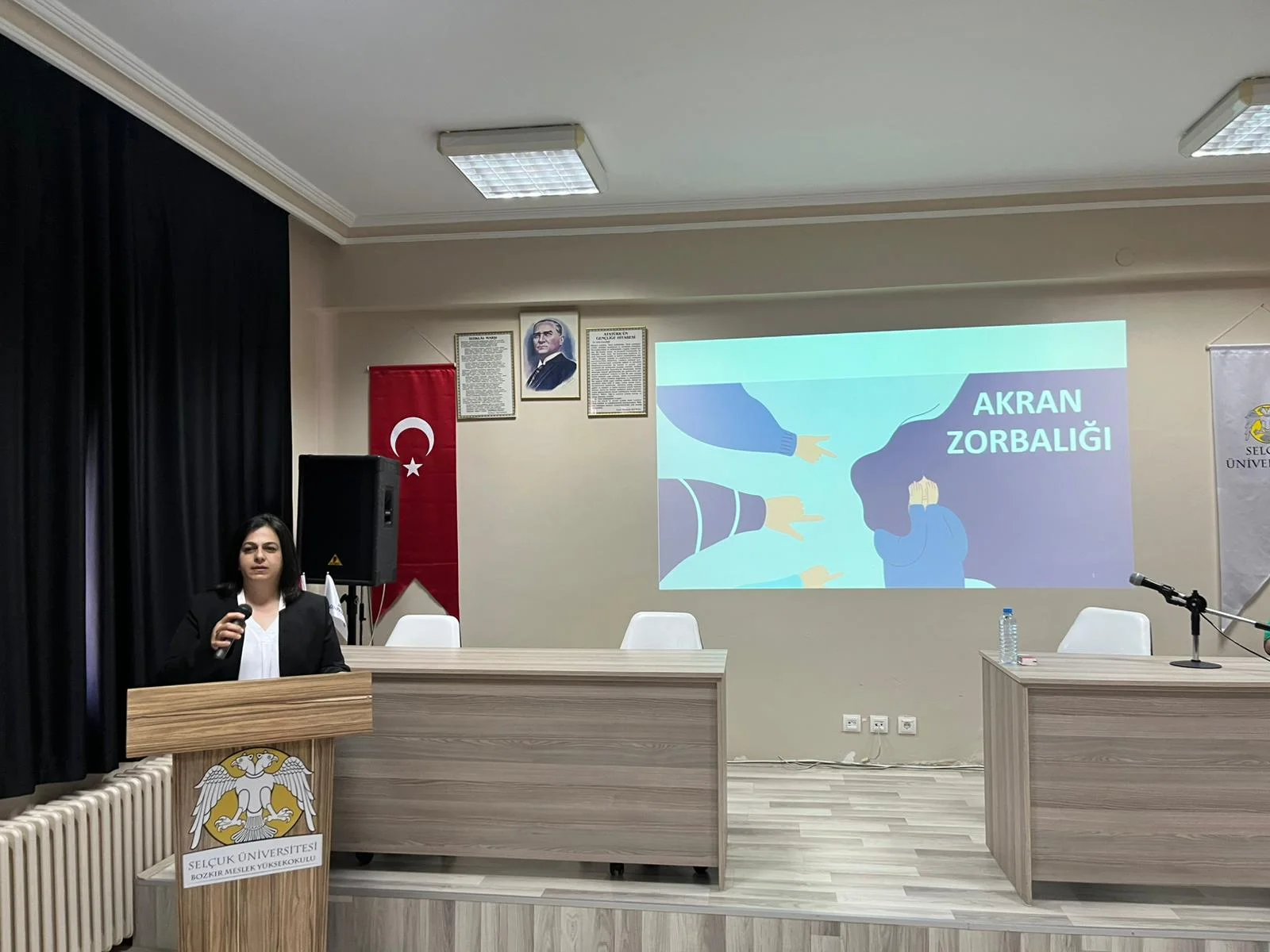 Akran Zorbalığı Konferansı